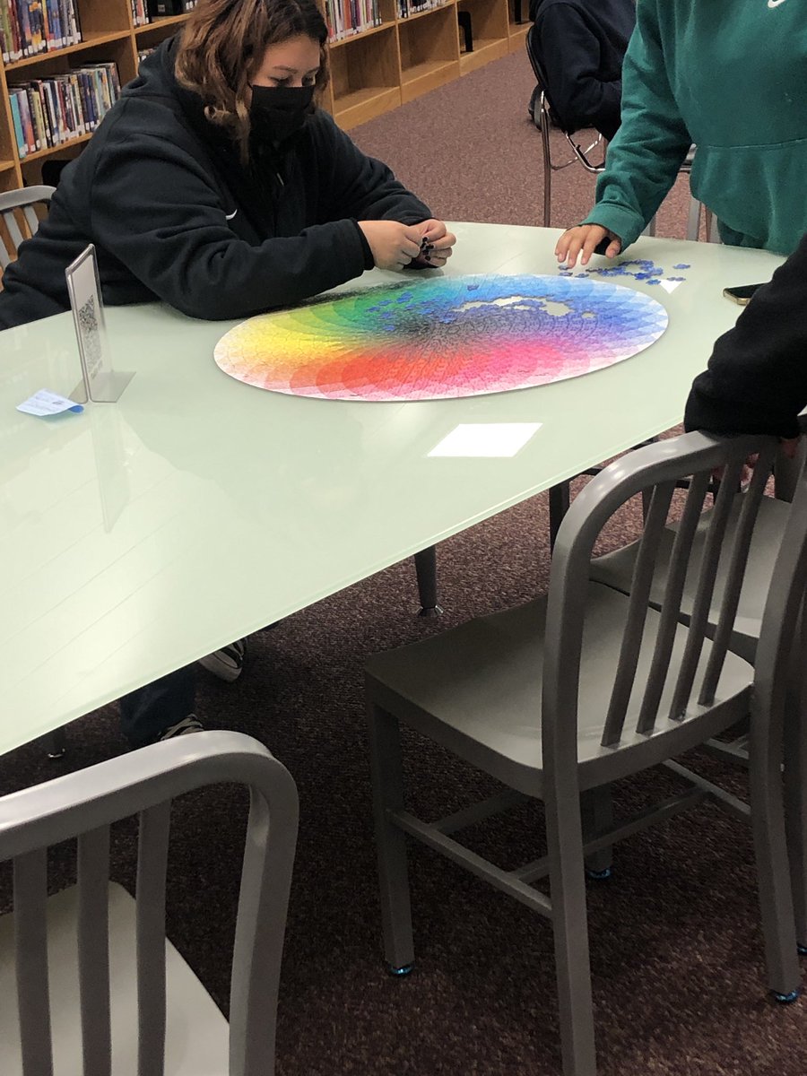URHSLibrary's tweet photo. That satisfying feeling of completing a puzzle 🥰🧩 #UnityReeders #PWCSLibraries https://t.co/acT3lw4khI