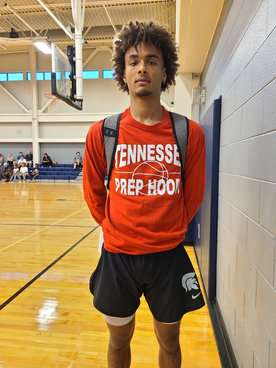 Tnprephoops's tweet photo. Major shoutout to @MCMensHoops
Two big commits in @jacksongarner3_ and @jaylongreen0 
Two local players who fit the way the Scots like to play.
Great kids as well.
Future is bright at the College
@coachplaceres 
@EYF17s 
@KnoxWebbHoops https://t.co/YUkMirUVRR