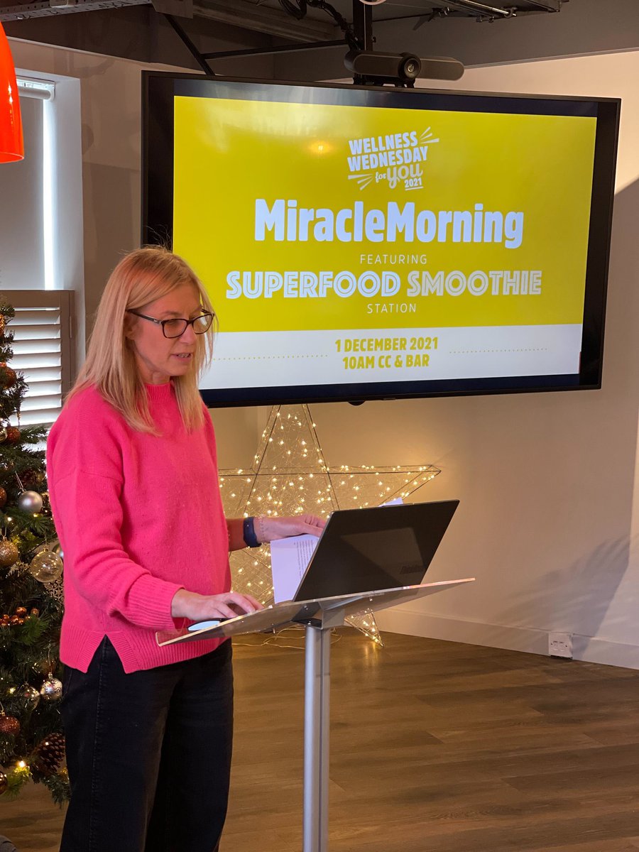 waa_chosen's tweet photo. 🙌 Our team was introduced to Hal Elrod’s bestseller ‘The Miracle Morning’ for the latest instalment of Wellness Wednesdays! 

❤️ We were also treated to a choice of yummy Superfood Smoothies at the bar! https://t.co/Z3hKh3irki
