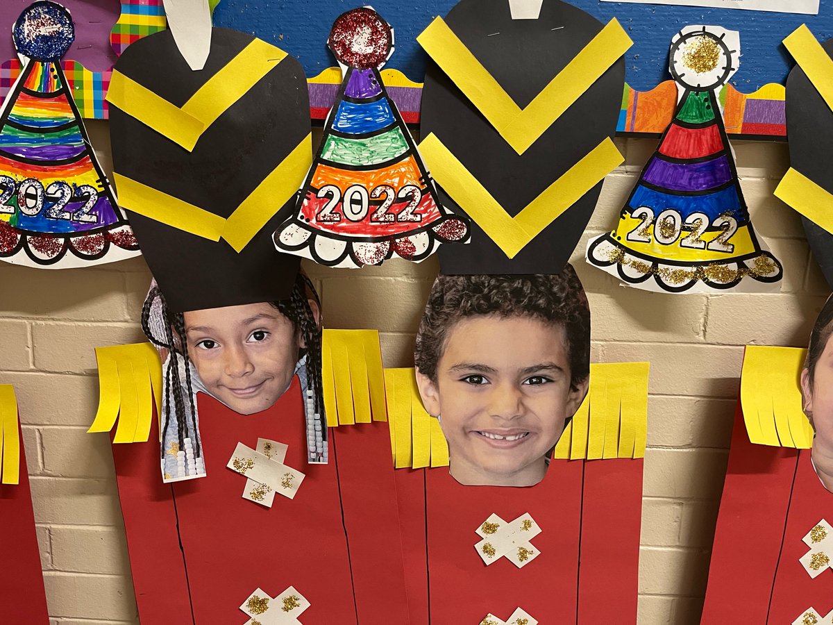NasserIbrahim's tweet photo. The hallway theme decorations at #School23 has been inspired by our students! #AllAboutOurStudents @YonkersSchools @mwalpole1024 https://t.co/e60HQWOPda