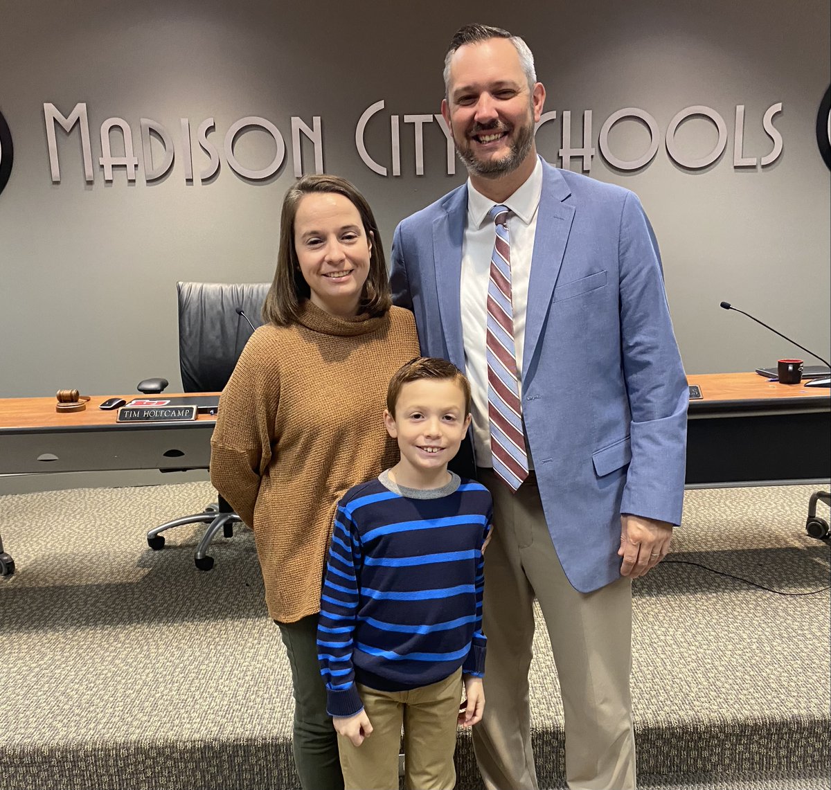 New principals hired for 3 Madison schools: Jamie Hill for Discovery Middle; Demetria Freeman for Horizon Elem; Nathan Wilson for Mill Creek Elem.  tinyurl.com/4dbmm5xs Hill is principal at Columbia Elem, Freeman is AP at Madison Elem, &amp; Wilson is AP at Heritage. #mcslearn