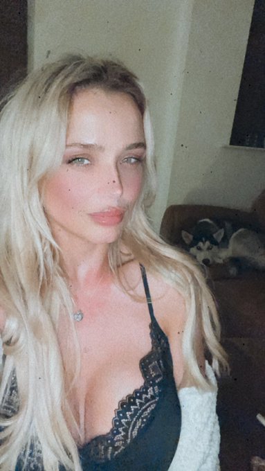 I already can&rsquo;t imagine my life without him 🥺   He saved me. #loki ❤️ https://t.co/VgliSBieb4<a href="/tag/loki"class="tags"><span>#loki</span></a>