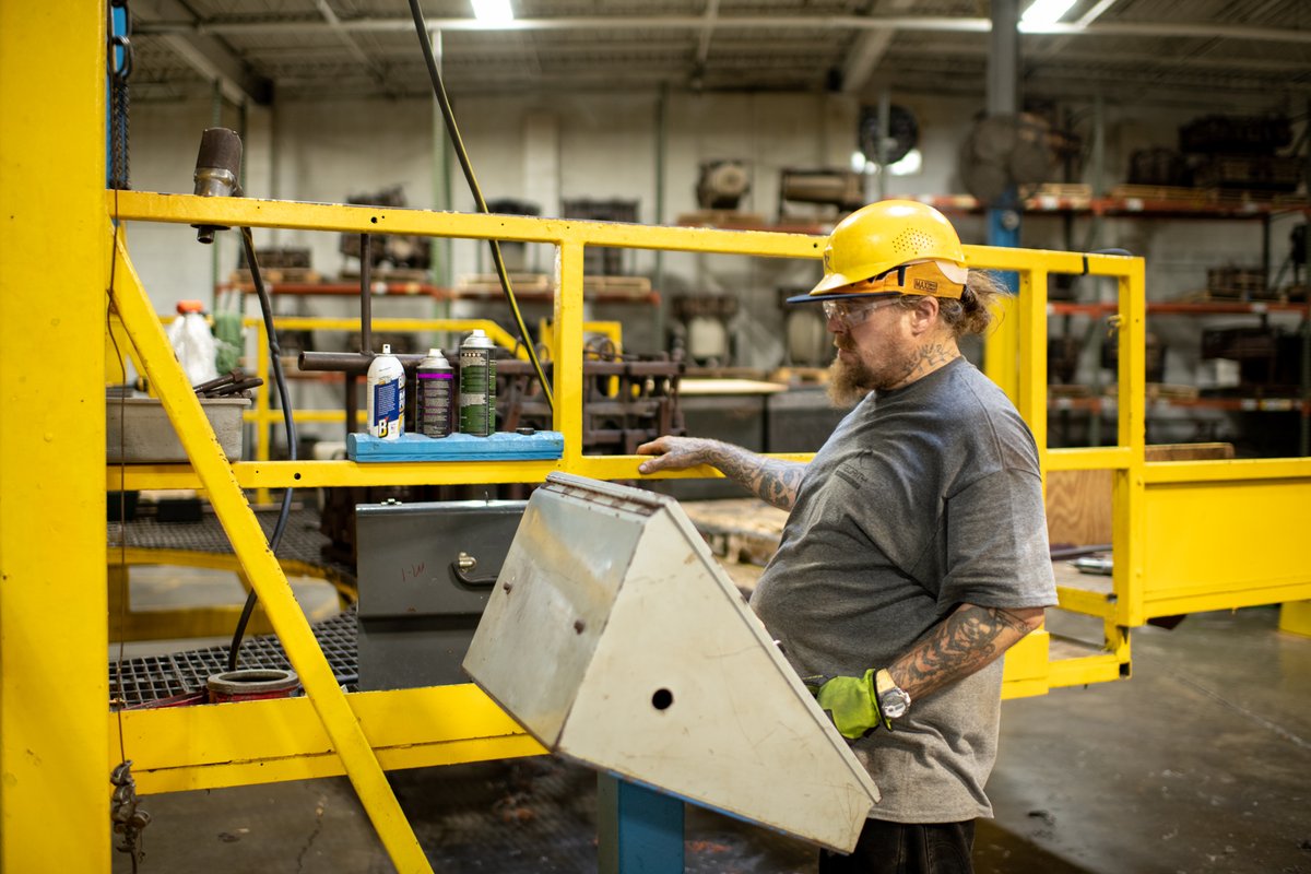 IRM_Molding's tweet photo. Safety is a full time job at Integrity Rotational.

#rotationalmolding #indy #integrity #careers #hiring #indyjobs #hiringhoosiers #plainfieldin #jobsnearme #factoryjobs #manufacturingjobs #rotomolding #manufacturingindustry https://t.co/18fzR7liea