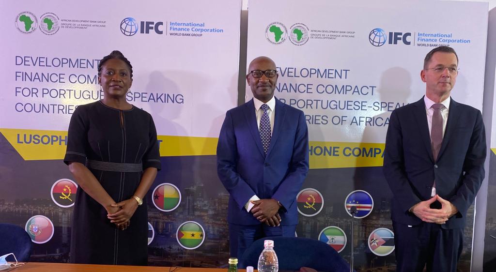 moono_mupotola's tweet photo. Today the IFC joined the Lusophone Compact to support the private sector in Portuguese speaking  African countries. https://t.co/GERwkpx9NZ