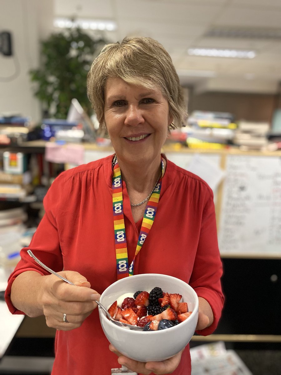 frankelly08's tweet image. The last time I’ll be having breakfast at 5 am. Join me for my final time lasting ⁦@RNBreakfast⁩ … hanging up the mic after 17 years