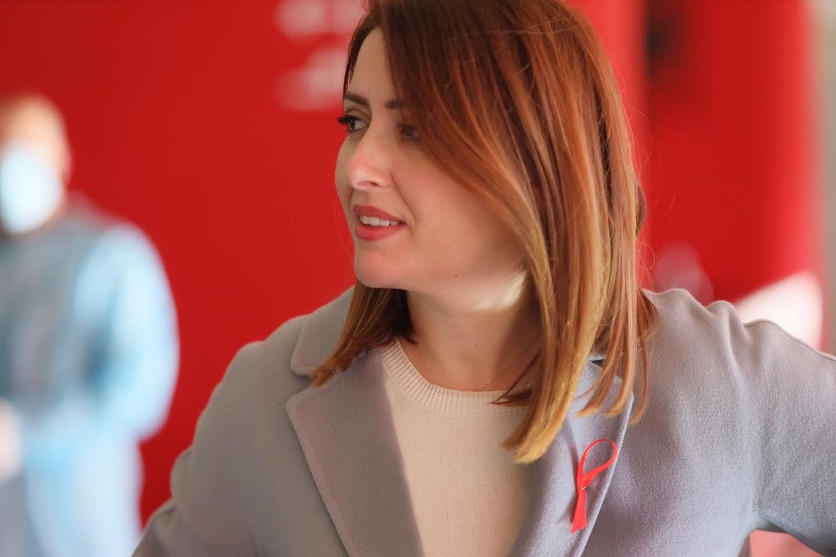GManastirliu's tweet photo. đą NĂ«se ende nuk je vaksinuar, koha pĂ«r tâu vaksinuar dhe pĂ«r dozĂ«n e tretĂ« pĂ«rforcuese Ă«shtĂ« #TANI!
***NĂ« pikĂ«n e vaksinimit nĂ« âAir Albaniaâ sot bashkĂ« me ekipin e #ISHP dhe #Operatorit tĂ« kujdesit shĂ«ndetĂ«sor, pĂ«r tĂ« ftuar qytetarĂ«t pĂ«r tâu vaksinuar sa mĂ« parĂ«. https://t.co/ekKH93fqmn