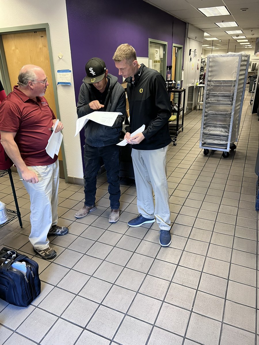 QcusdNutrition's tweet photo. Shoutout to our rockstar maintenance team for helping us push forward with a new freezer at QCHS! Can’t wait to see it come together! They do so much behind the scenes to keep us going and we appreciate you! 🥇🔨🔧⚒ https://t.co/12GQSlPnS7