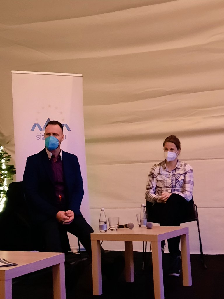 Vesna Fabjan na 🇸🇮 Festivalu športa v Bruslju: "Pomembno sporočilo športnikov je, da moramo po padcu vstati, se iz tega nekaj naučiti in iti naprej še močnejši. Kot sem sama po 4. mestu na OI. Psihično me je sprva to uničilo, potem pa je bila to najboljša motivacija za naprej."