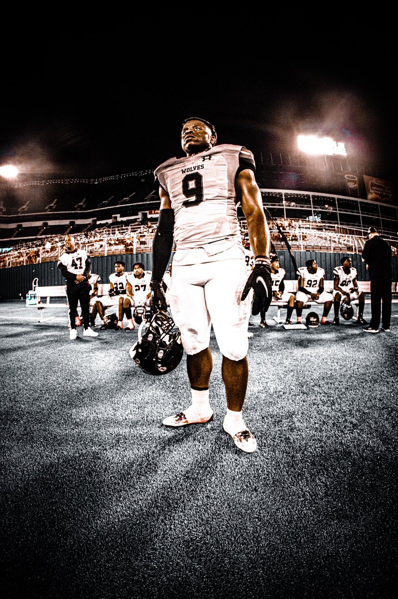 Zeegotkicks's tweet photo. Zach Essih LB/RB
-90 Total Tackles/9 Sacks
-6 Forced Fumbles (2 recovered)
-1st First Team All District OLB
-3.84 GPA(Top 10% of my class) 
Don’t need words to describe me, my film shows it all.
UPDATED SENIOR HIGHLIGHTS
https://t.co/KBYaQi9iq8 @Sevier5 @TViewWolves @guyhumes1914 https://t.co/VL0D5rRvGA