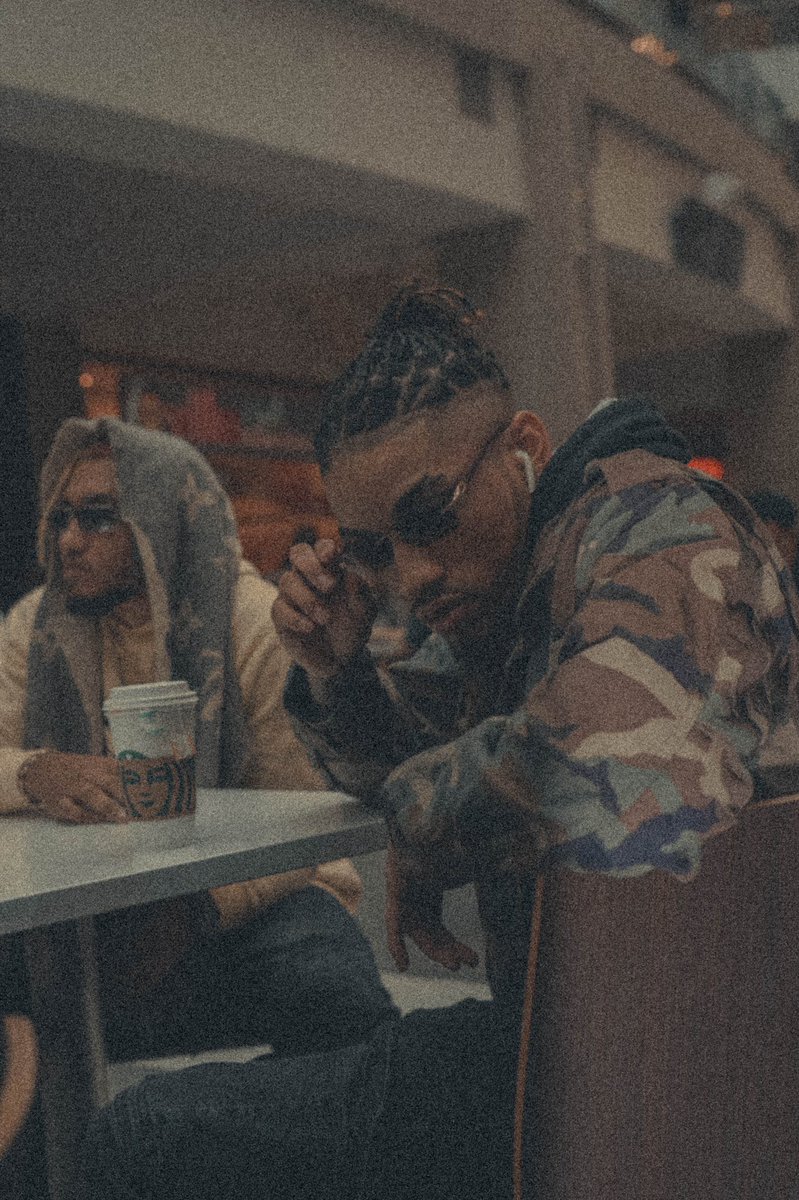 Scramz_R2H's tweet photo. Arlington VA Thank you 🙏🏽🙏🏽 
new Vlog out Now https://t.co/ZmmYvohLCA 
STREAM #SAVAGEXBLUES ON ALL PLATFORMS https://t.co/OaA8ryEldh 🚦 https://t.co/gdaMwcMZJl