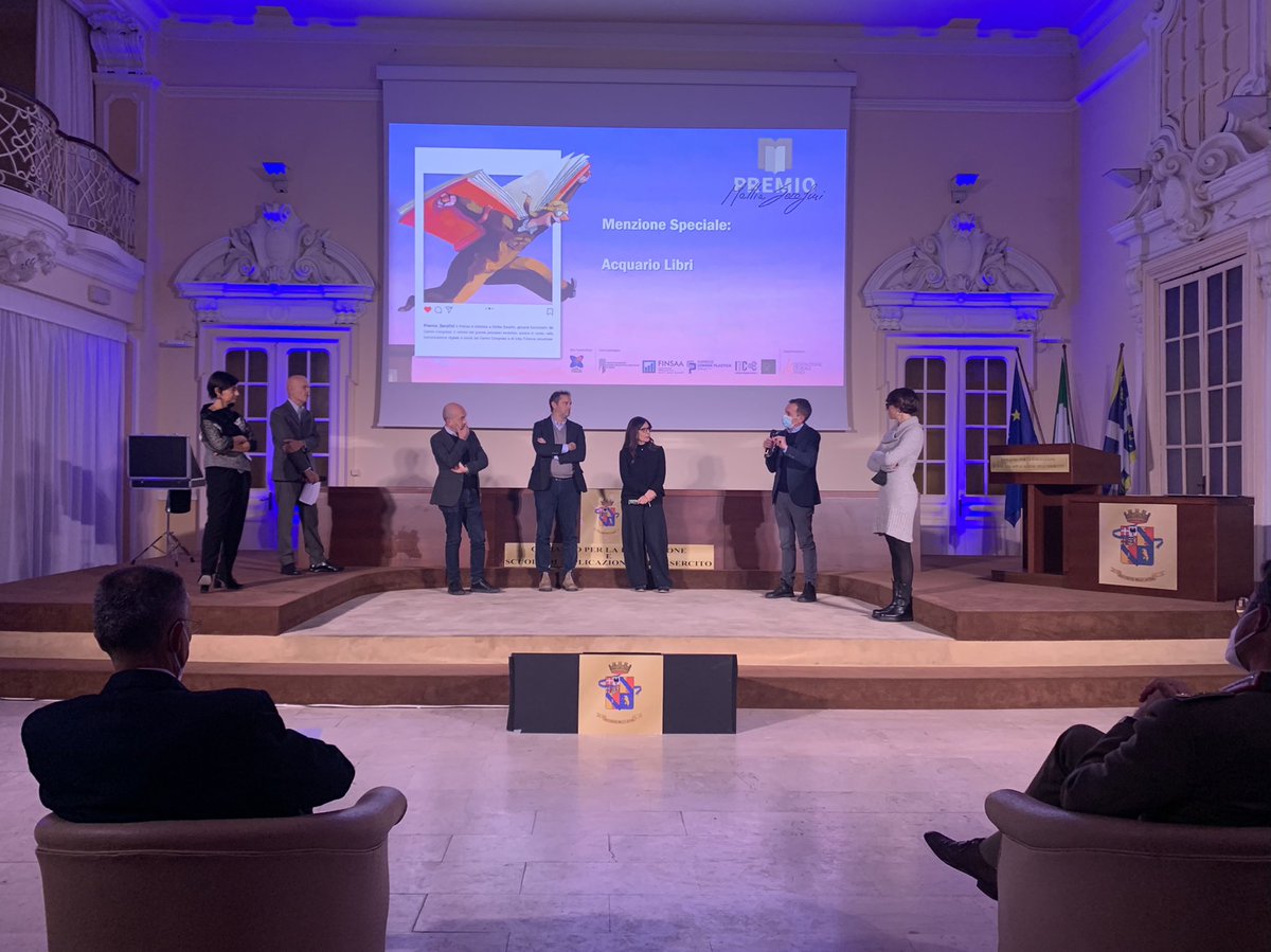 Nominato il vincitore 2021 del #PremioMattiaSerafini ➡️ Stefano Jugo di <a href="/Einaudieditore/">Einaudi editore</a>.
Una menzione speciale a <a href="/marco_sodano/">marco sodano</a> e Giulia Vola di #AcquarioLibri.
Grazie a tutti! Al prossimo anno.
#ccuisocial #uisocial