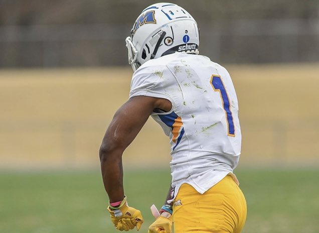 After a great call with <a href="/CoachSoucy99/">Andrew Soucy</a> I am honored to receive my first Division 1 Offer too Morehead State! <a href="/MSUEaglesFB/">Morehead State Football</a>