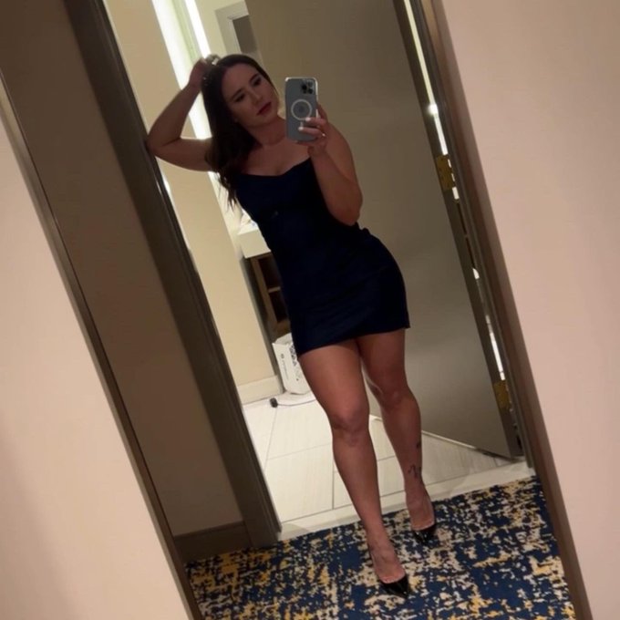 I loooove a fancy dinner https://t.co/0Ee2FBb6Z9<a href="/tag/newprofilepic"class="tags"><span>#newprofilepic</span></a>