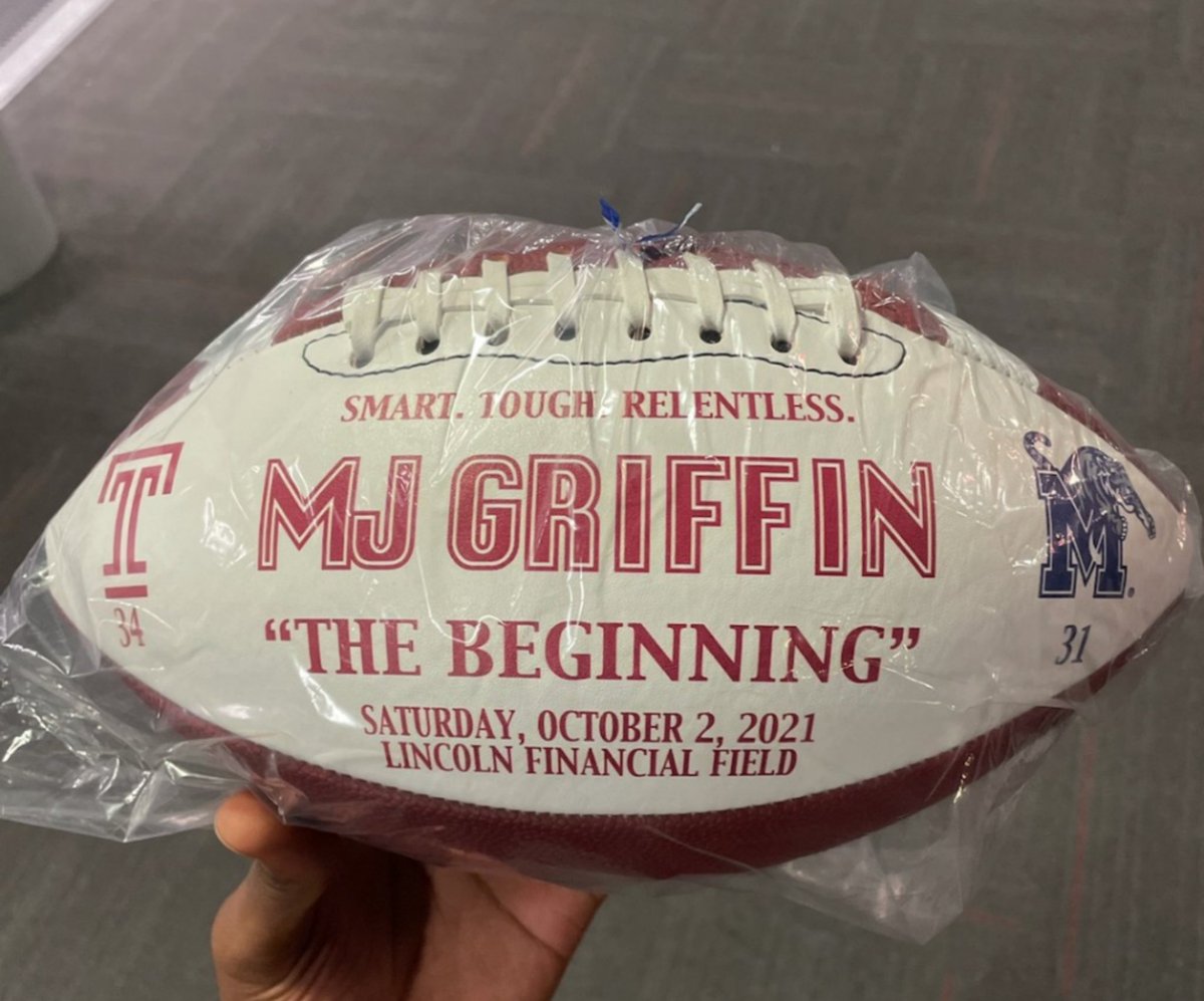 BIGGRIFF72's tweet photo. Thank you! @Temple_FB #MJ28 https://t.co/Lh4SDOnn0o