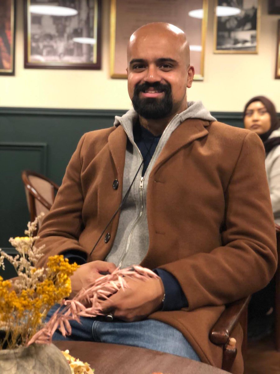 aziznahar_'s tweet photo. Found a lovely cute Bengali cafe near Shoreditch called Charista 🇧🇩 https://t.co/bpXzhp88hK
