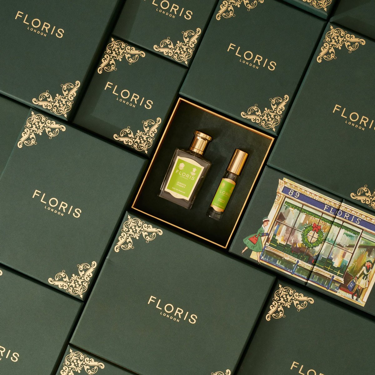 FlorisLondon's tweet photo. Transport a touch of Jermyn Street to yourself or a loved one with Jermyn Street Fragrance Set this festive season
#FlorisLondon #BritishPerfumers #LuxuryGift #89jermynstreet #LuxuryChristmasGifting #LuxuryChristmasGifts #Christmas2021 #FlorisChristmasCollection #JermynStreet https://t.co/hHLU0Vxmty