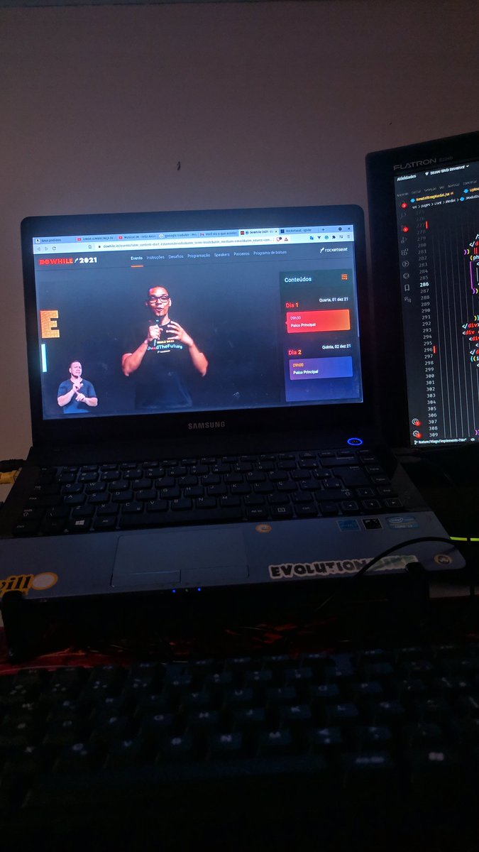 hiago_hsouza's tweet photo. O tal do mayk Mitto ( "@maykbrito ") ...
O #dowhile tá incrível ...
@rocketseat
#BuildTheFuture https://t.co/2iFjALUilC
