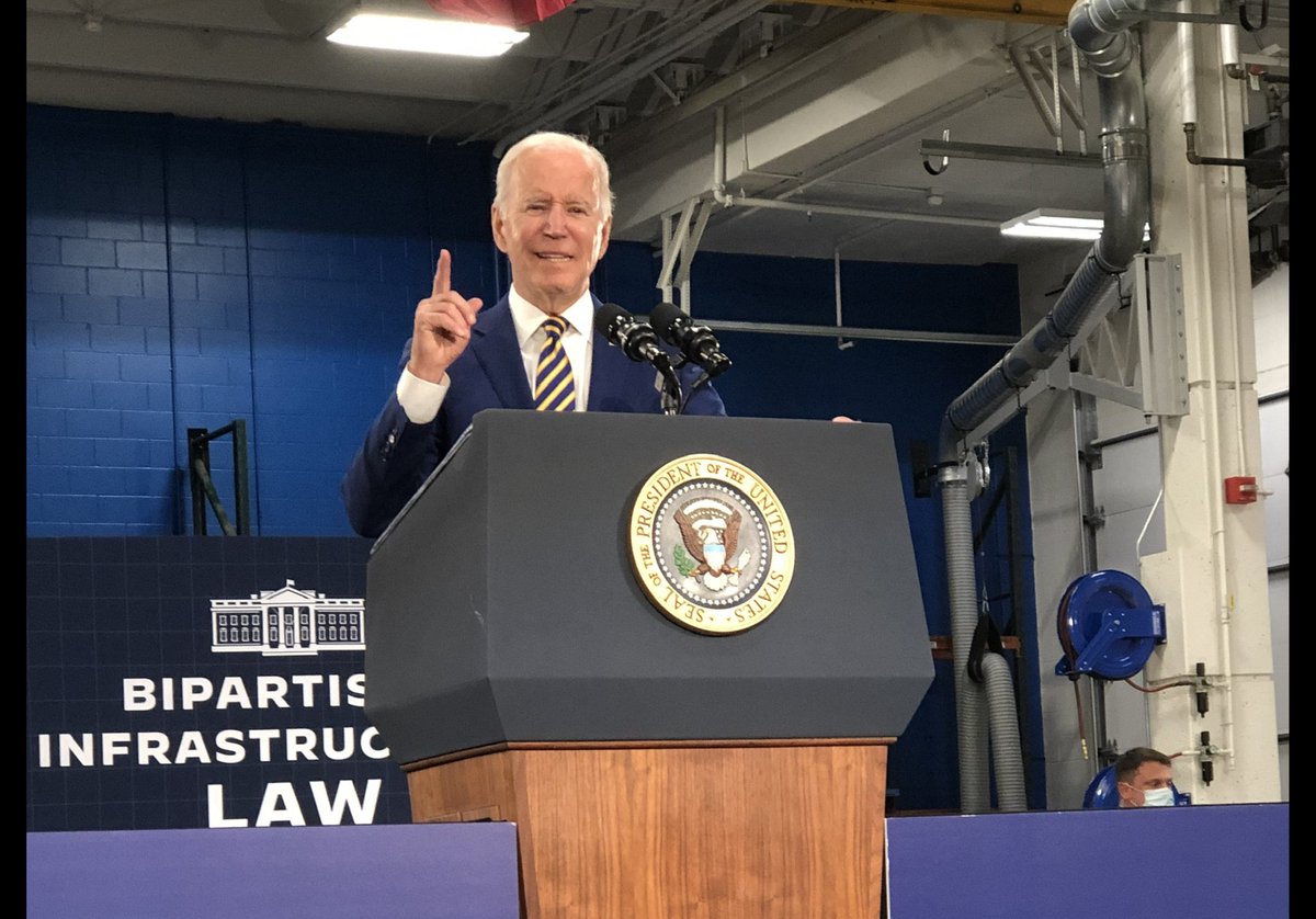 IBTJC32's tweet photo. We were honored to host @JoeBiden @POTUS in Minnesota yesterday to discuss the benefits of #BuildBackBetterAct, which is a ‘blue-collar blueprint to rebuild America.’ We must train the next generation of workers that will be in demand. https://t.co/3nAHzTOm1H