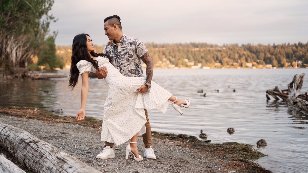 Miakvisuals's tweet photo. If you ever meet someone who makes your life flow easier… keep them🤎 
•
•
•
#seattleportraitphotographer #tacomaportraitphotographer #bellevueportraitphotographer #bellevueportraits #seattleportraits https://t.co/SZ5xWcYbJt