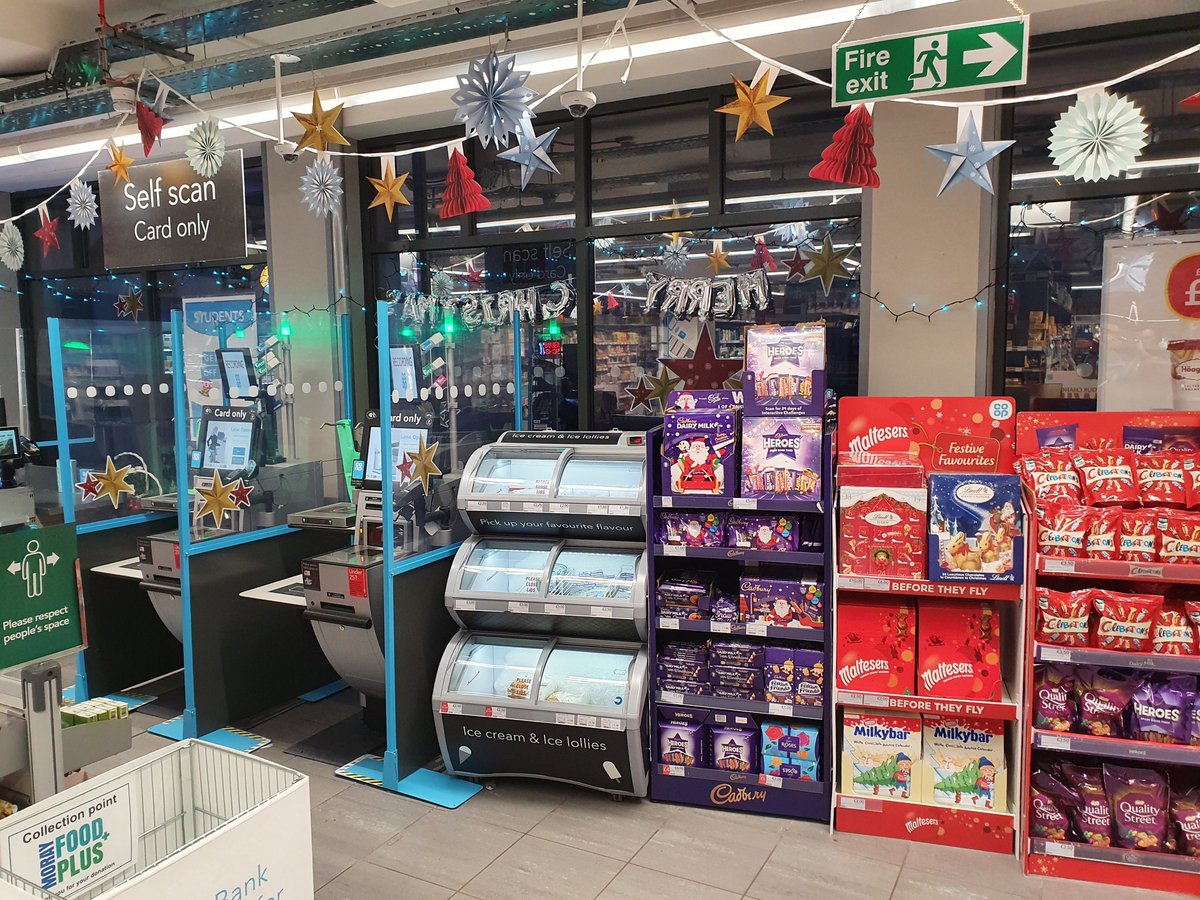 forbes789's tweet photo. Fochabers Coop Christmas 2021 🌲🎅

Going the extra mile in store Feeling rather festive 
#COOP #beingcoop #Christmas2021 @jimgrant27 @mccarthy_1888 @furnivalderek https://t.co/cogJcc1mSH