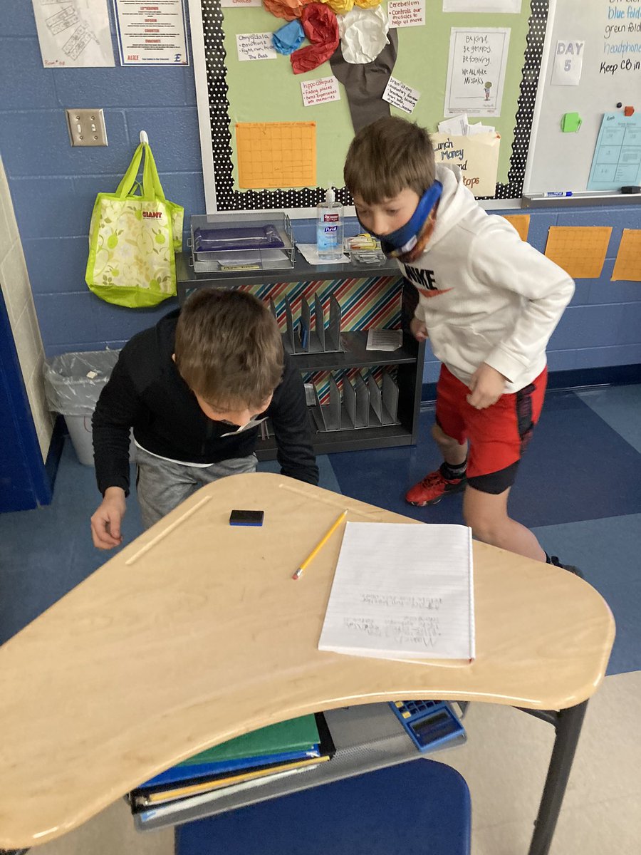 Fearless4th's tweet image. Checking out attraction and repulsion! These magnets have some awesome force!! #4thscience @BearCreekEtown