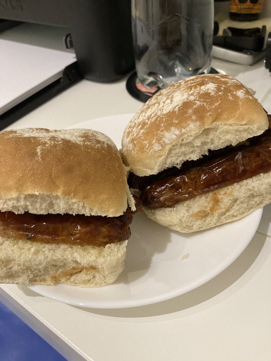 MusicBradders's tweet photo. Sausage bap time…..
#Notimetocook https://t.co/iVsYVM1Fmc