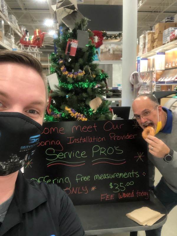 AshleySASM675's tweet photo. Building relationships with Providers and customers here at #675!! Thank you Denny and Ken! @Brandon73676211 @DebDearing @JBBailey9 @BenitoKomadina https://t.co/Neq7y8gLan