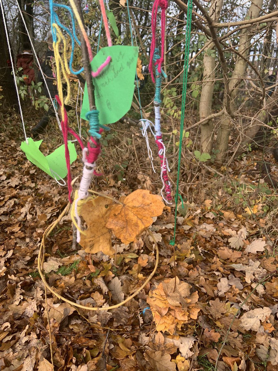 EdadventuresM's tweet photo. @Muddyfaces These were some of my sch kids decorations for a whole yr 3 tree dressing event. #treedressing #NationalTreeWeek #outdoorlearning https://t.co/taxrFxLVQC