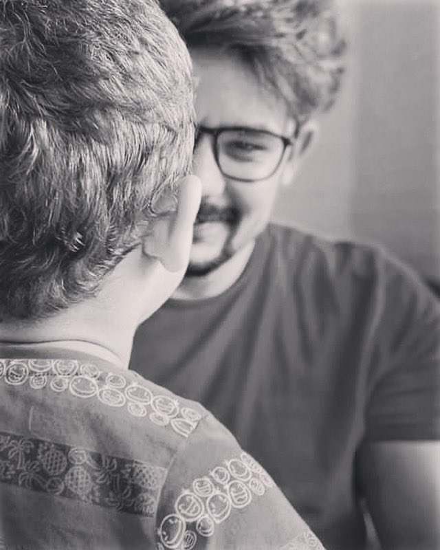 mokaom93's tweet photo. 1-12-2021 
اليوم عيد ميلاد ابني #علاء بسمتي وإبتسامتي وسبب تبسمي .. ضحكة روحي وسعادة حياتي .. في ولادتك تزينت الدنيا وكأنك ربيع أتيت إليها .. أسال الله العظيم رب العرش العظيم ان يبارك فيك ويجعلك من الصالحين والحاملين لكتاب الله .. عيد ميلاد سعيد يا الغالي وكل عام وأنت بخير❤️ https://t.co/slf5bi29Q7