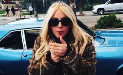 LMonsterReacts's tweet photo. lady gaga getting stoned in public https://t.co/g6Da6IVdAc