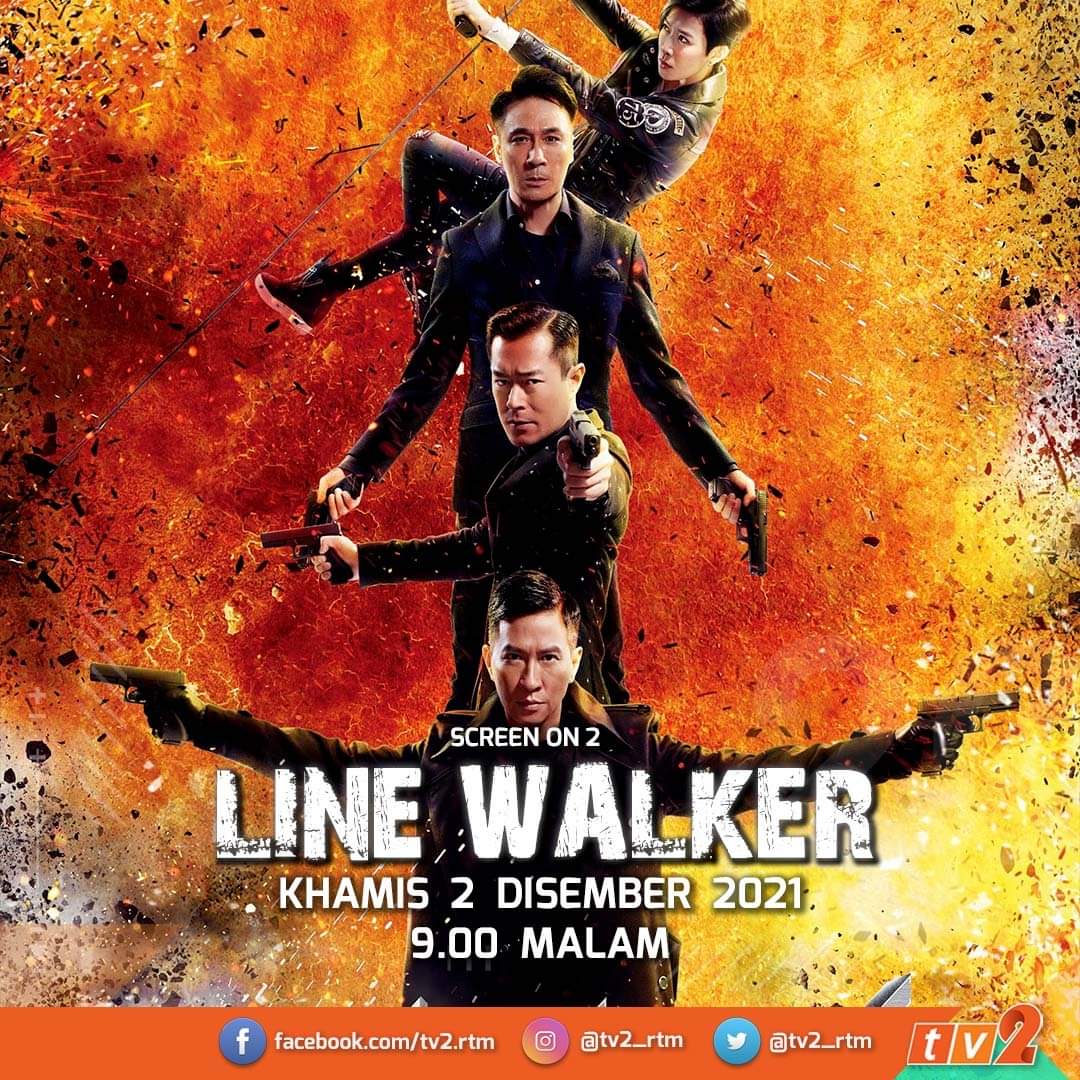 tv2_rtm's tweet photo. Seorang perisik wanita di Criminal Intelligence Bureau (CIB) Hong Kong, Ding Xiaojia menerima satu mesej sulit melalui telefon bimbitnya. 

Saksikan filem #LineWalker lakonan Mark Chao, Jin Chen dan Li Feng pukul 9.00 malam ini di TV2. [https://t.co/ZVFxR3iPqV] 

#SCREENON2 https://t.co/KIrBHX9T1a
