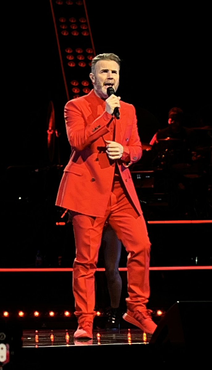 mhynd1's tweet photo. @GaryBarlow Glasgow was AWESOME https://t.co/PLYtdkRULy