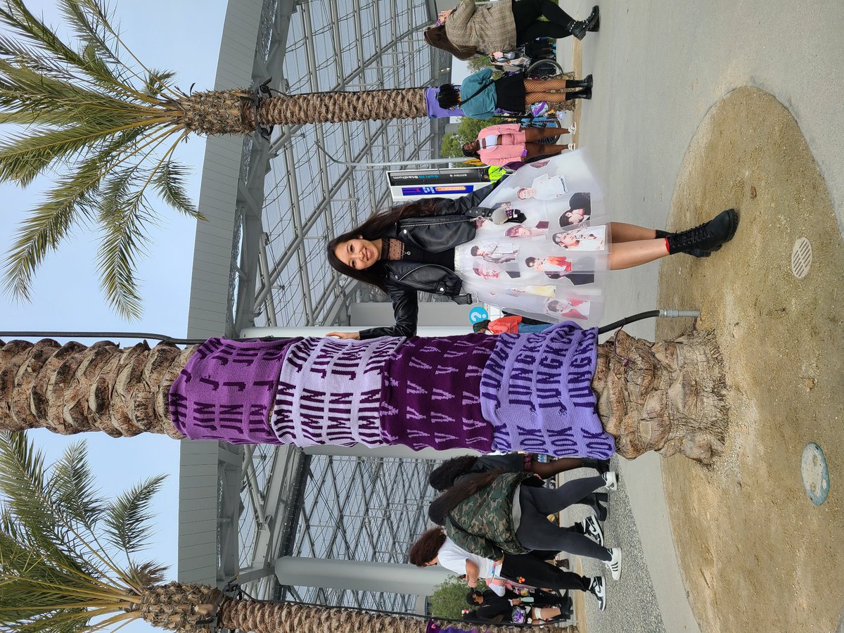 Ka36006891's tweet photo. @BTSxTours ready for BTS! #BTSPermissionToDanceOnStageLA @BTS_twt #KimTaehyung #v https://t.co/51Ajw3UDlO