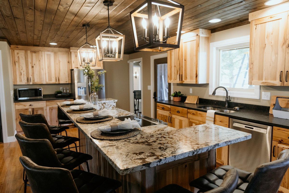 Dant Crossing tweet media