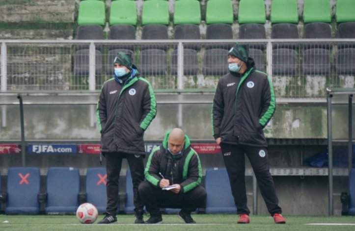 DPMAlbiverde's tweet photo. La temporada de Felipe Cornejo ha cargo de Deportes Puerto Montt:

•🛠 35 partidos
•✅ 14 victorias (7 como visitante) 
•➖ 13 empates
•❌ 8 derrotas
•📈 52,38% de rendimiento

Llegó como desconocido y cierra la temporada con la frente en alto. PIDE RENOVACIÓN ⛵. https://t.co/jrzqg8MI4z