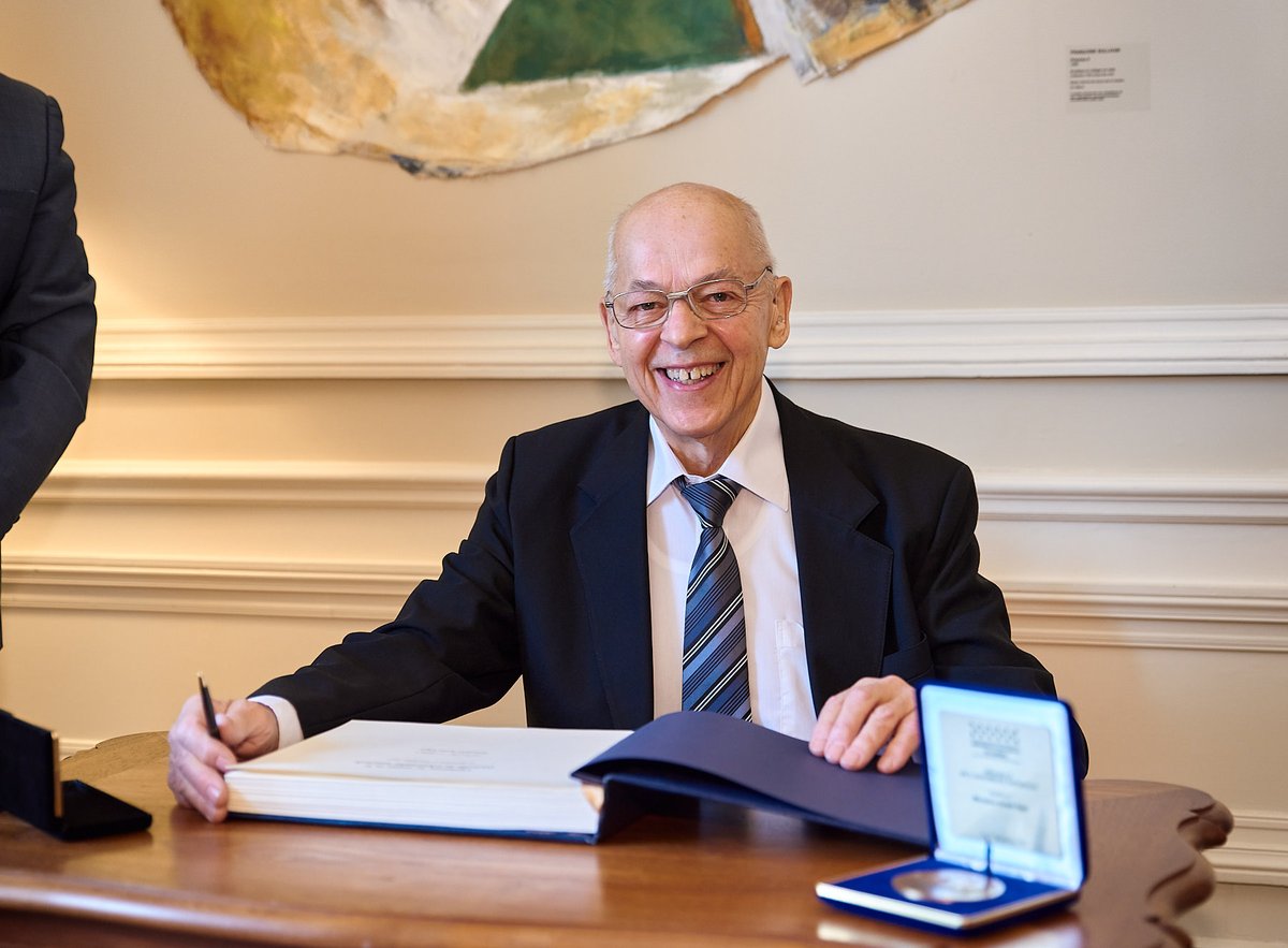 François Paradis tweet media