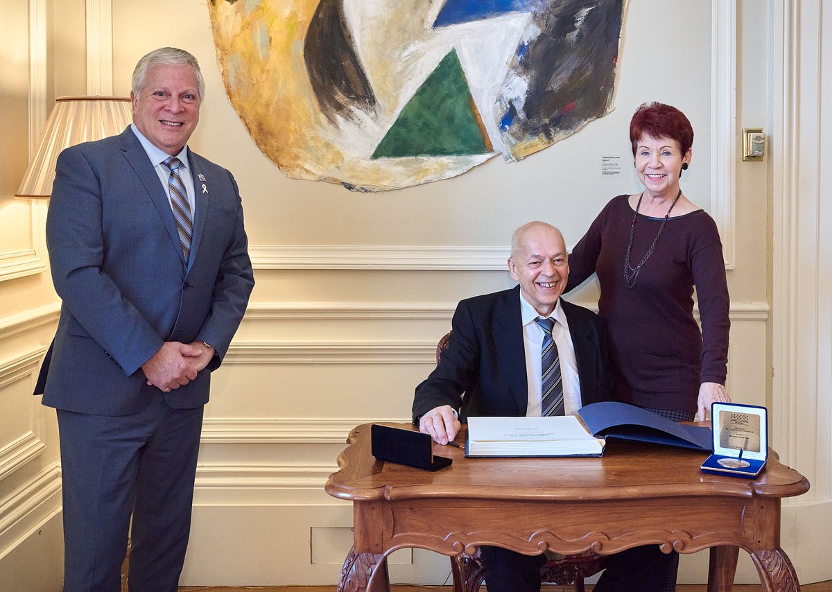 François Paradis tweet media