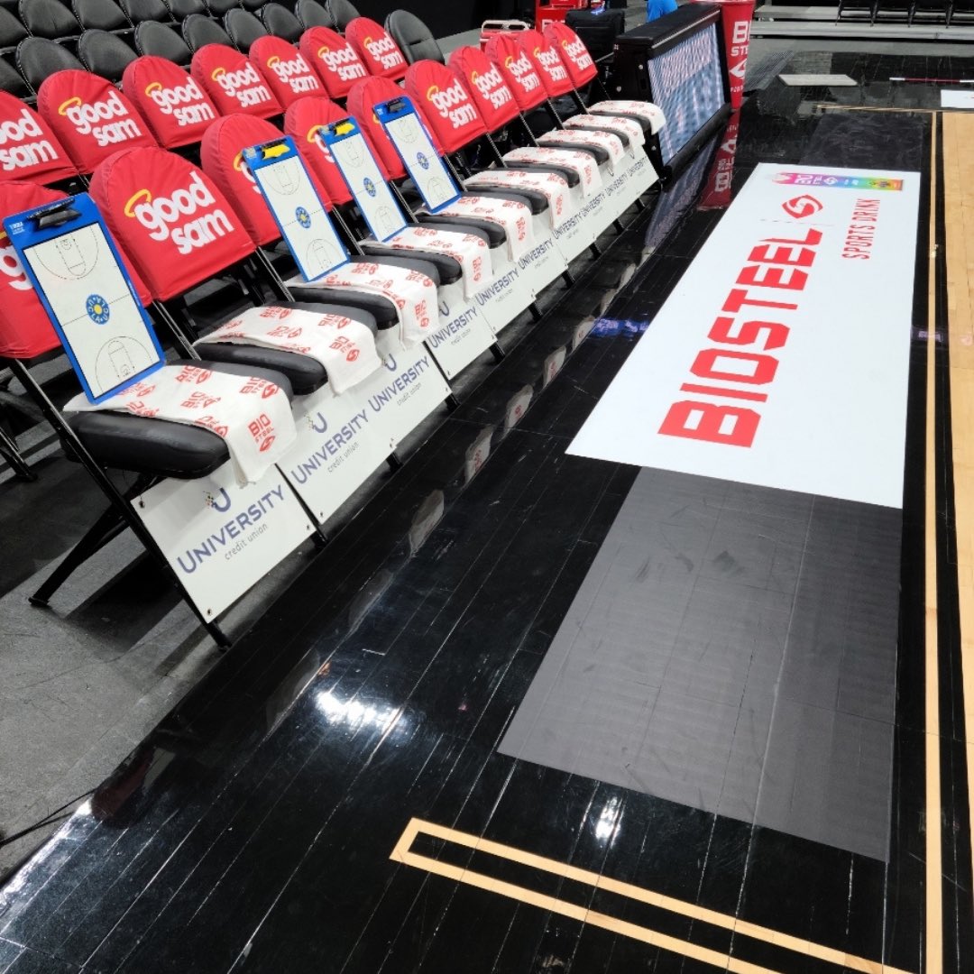 BioSteelSports's tweet photo. Ohh how we've missed college basketball! 🏀

We're proud to have hydrated hundreds of college athletes with Clean. Healthy. Hydration. @Hoophall @EmpireClassicBB #HOFShowcase #HOFTipOff #EmpireClassic https://t.co/YInuYFrwdb