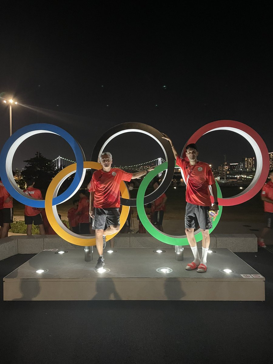 🎙 Herman Mándole: “Desde que fui a Japón, entendí que yo me tenía que adaptar a ellos y no ellos a mí”.

“Cuando abrazábamos a un jugador al principio se quedaba duro”.