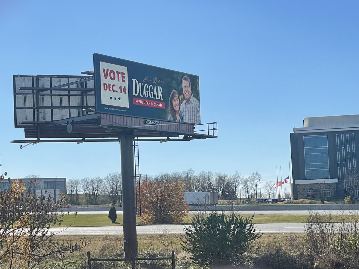 AnnaDarlingTV's tweet image. Also relevant during #JoshDuggar’s trial…I saw multiple billboards for Jim Bob #Duggar’s state senate campaign while driving down I-49. 

One has former governor Mike Huckabee (@SarahHuckabee’s dad) endorsing Jim Bob.

The special primary is on December 14th. #NWANews