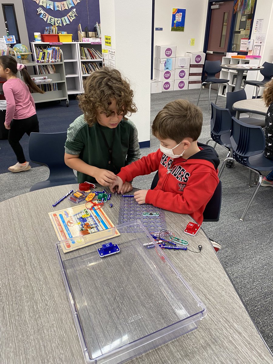 Darla Helms tweet media