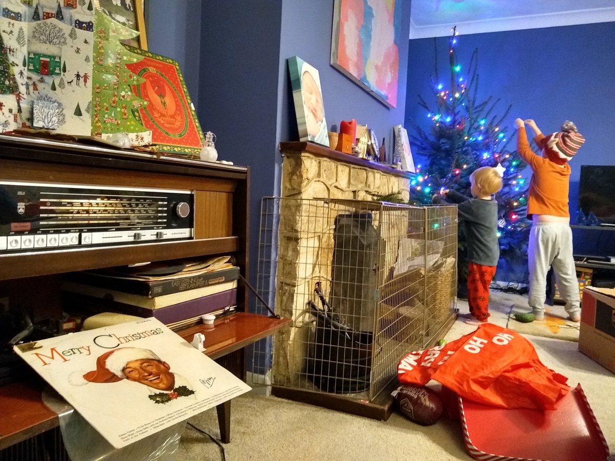 Decorating the tree whilst listening to festive tunes on the real Radiogram 'app' 😉