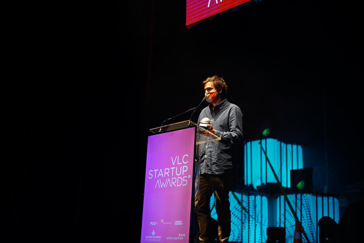 VLCTechCity's tweet photo. 🥇 Más startups premiadas:
Mejor Startup Foodtech - #LemonFoodLab
Mejor Startup Entertainment - @yuvod
Mejor Startup Health - @binartis_es
Mejor Startup Logistic - #FobTechnologies
#VLCStartupAwards https://t.co/mCXpBSIzAW