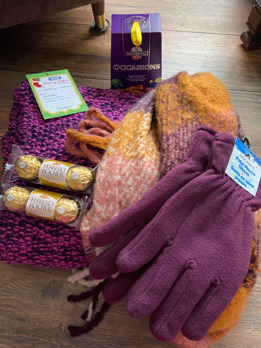 SarahRyanYEG's tweet photo. Quick #StockingStuffersForSeniors update: I'm told #ShPk #SouthCommon and 51 Ave stores are out of named tags - that's awesome #yeg! Thank you so much! #OliverSquare still has some though, if you're looking to help :) https://t.co/FuaRFEAeW0
