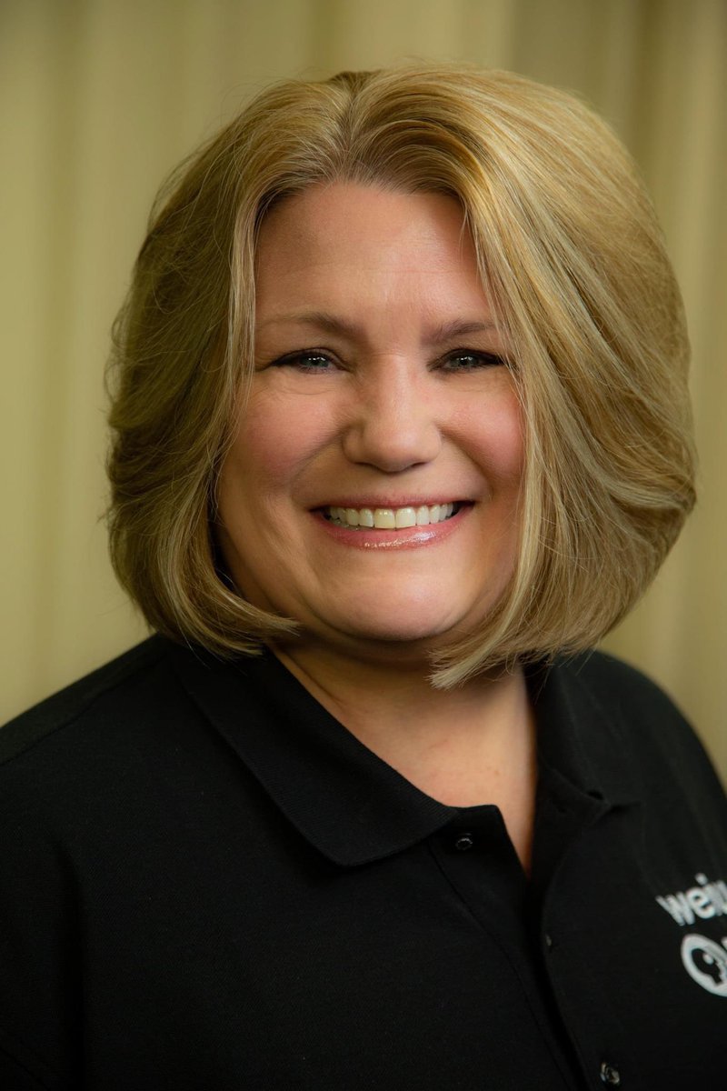 WEIUNewsWatch's tweet photo. Psst… someone’s celebrating a work milestone today!
🎉 A MAJOR shout-out to our News Director, and Paw Report host, Kelly Goodwin as today marks her 20-year work anniversary! 🎉
Please join us in thanking Kelly for her years of dedication to #WEIU and her students —or “kids!” https://t.co/tKmtntcjij