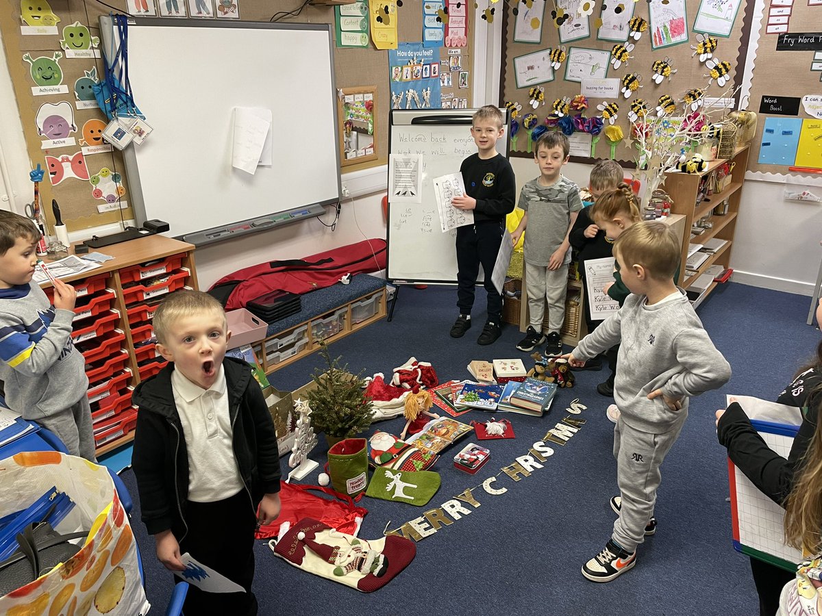 RPSMrsFallens's tweet photo. Eve the Kindness Fairy arrived in P2/1. She brought with her decorations, cards, a tree, an advent calendar, Christmas stories and a little message to explain why she was her. Children were so excited. #itsbeginningtolookalotlikechristmas https://t.co/vcfMkq7y0R