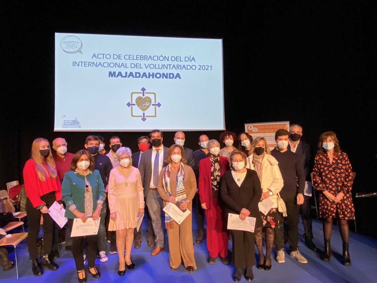 MajadahondaAyto's tweet photo. 🙌 Gracias a todos los #voluntarios de #Majadahonda, no solo a los que hemos homenajeado hoy, sino a todos los que dan lo mejor de sí mismos cada día. 

👇👇 https://t.co/KGgQblMG2y