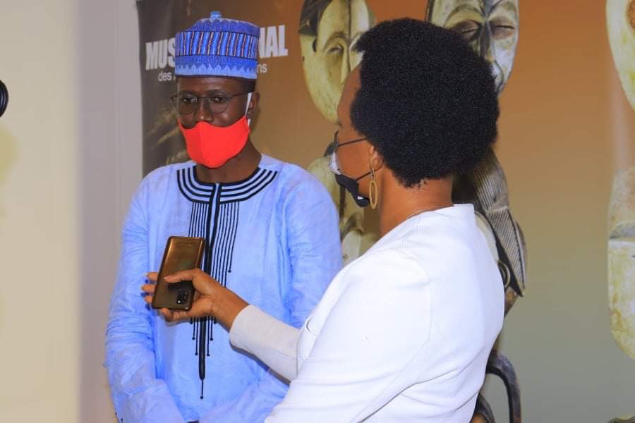 ITankault's tweet photo. Enfin !!!!!!!

Présentation officielle du livre intitulé Les Contes des #Haoussas #Gabon_ais au Musée National 🇬🇦. 

Merci à tous ! https://t.co/ncgHhQm37w