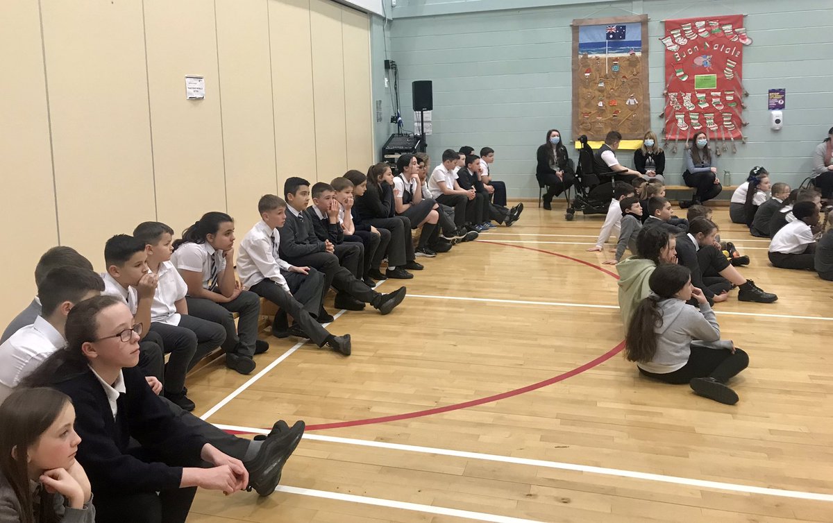 StDavids4's tweet photo. Today we welcomed Fr Bergin again into our school to celebrate the first of our Advent services 💜✝️💜 P3/4 led the service and lit the first candle on our Advent wreath. #Advent #prepareforJesus 💙🤍🖤 @rcmotherwell @motherwellre https://t.co/Vrvav46ljy
