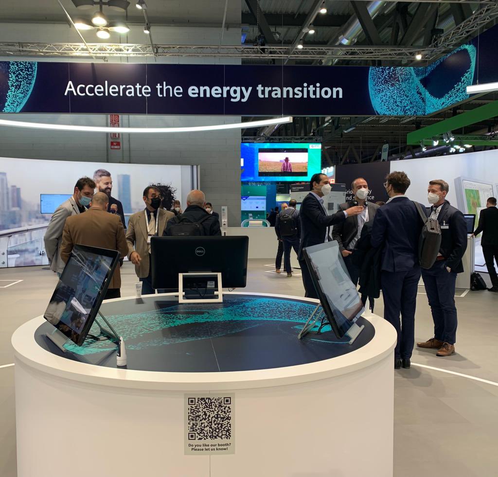 Effe_Ali's tweet photo. One more day to meet @siemens at @EnlitEurope in #milano, by booth D30 in hall 12… to #accelerate the #EnergyTransition together #transformtheeveryday @Siemens_stampa @Siemens_Italia @paganiR1973 @ManuelaManes @MarcoTower https://t.co/sBpugZQsop